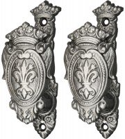 China Fleur de lis Shield Gun and Sword Holder